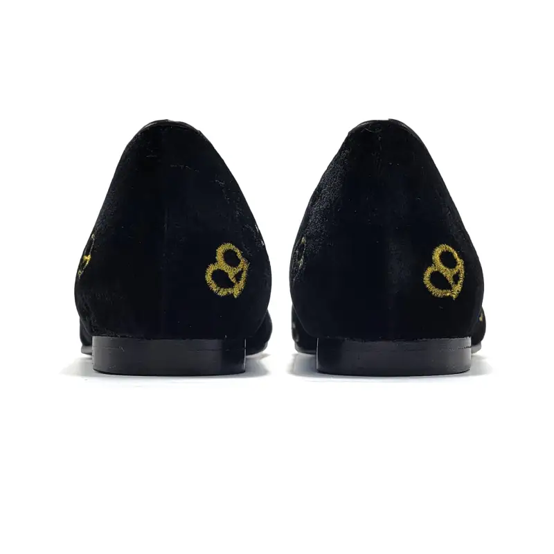 Geppettos Black Velvet Pretzel Pointed Slip On 0570 - Image 3