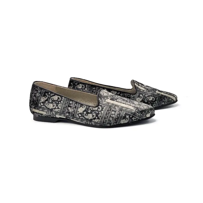 LMDI Black Paisley Design Slip On Pointed Dress Shoe