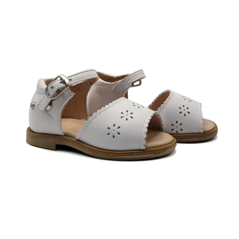 Manuela De Juan White Scallop Buckle Sandal S3266 Rebecca