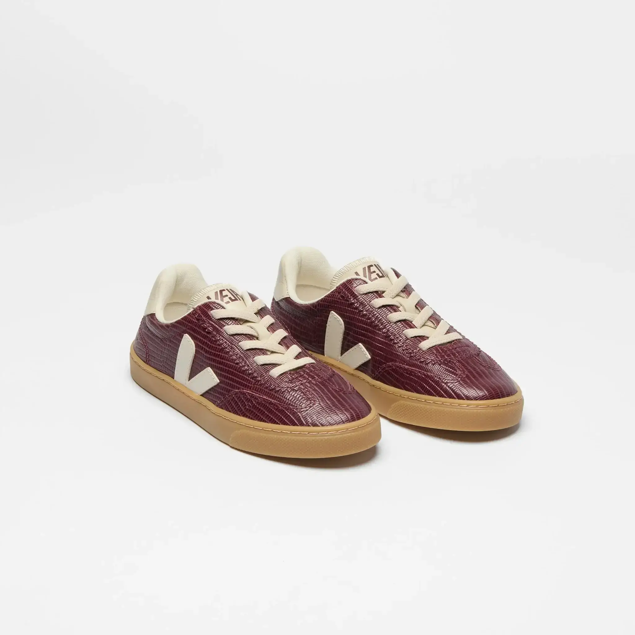 Veja Amarante Pierre Lace Slip On Sneaker - Image 2